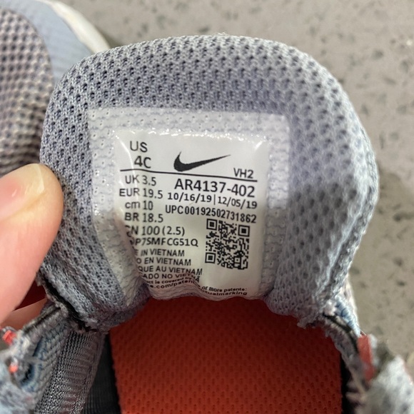 *****SOLD***** Toddler Nikes - Picture 3 of 5